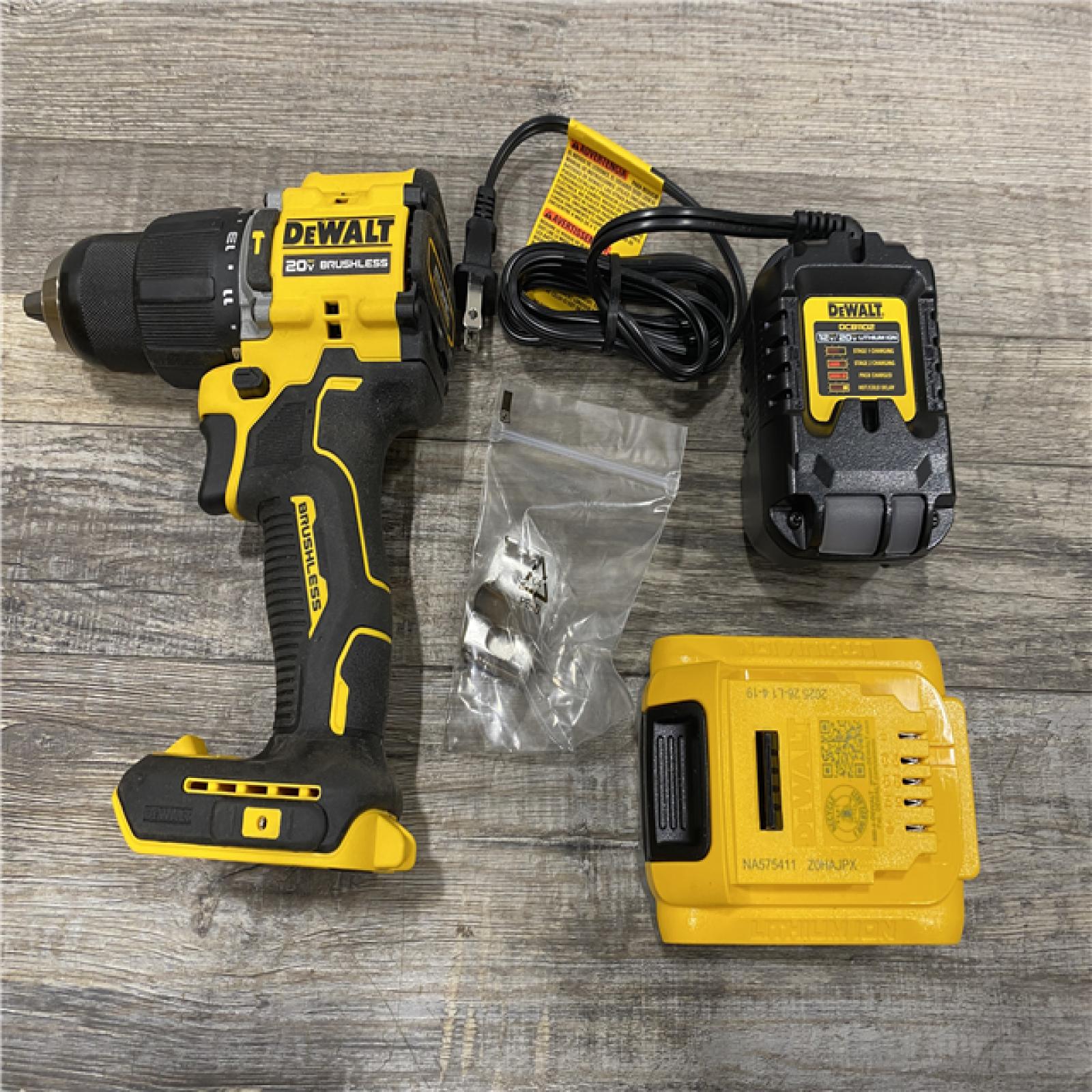 AS-IS DEWALT ATOMIC 20V Lithium-Ion Cordless 1/2 in. Hammer Drill Kit