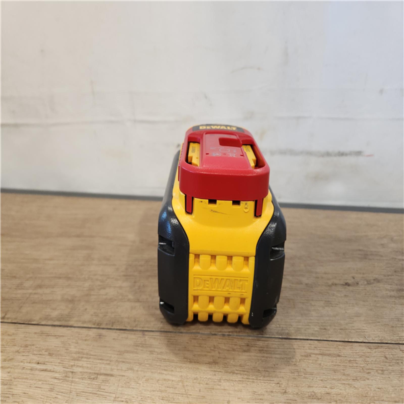 AS-IS- DEWALT 20V/60V MAX FLEXVOLT Lithium-Ion 9.0Ah Battery and Charger Starter Kit