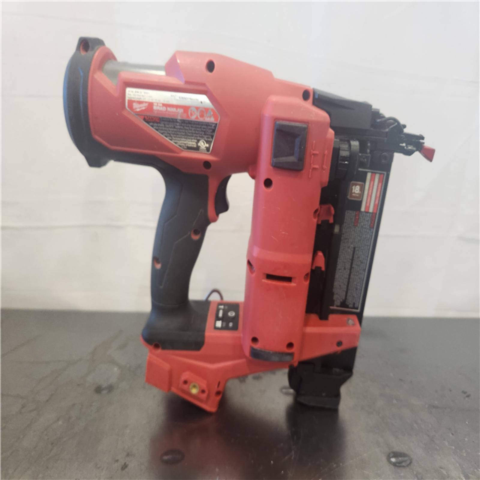 AS-IS- Milwaukee M18 FUEL 18 Gauge Brad Nailer