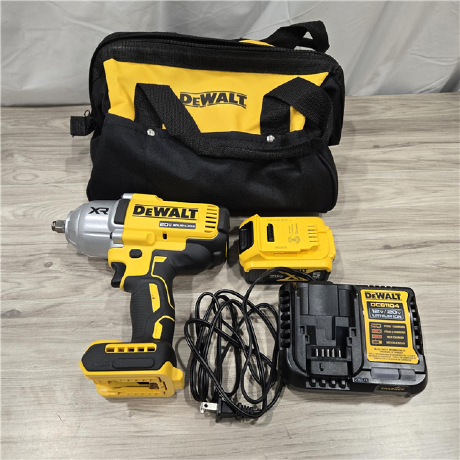 AS-IS Dewalt 20V MAX Cordless Impact Wrench Kit