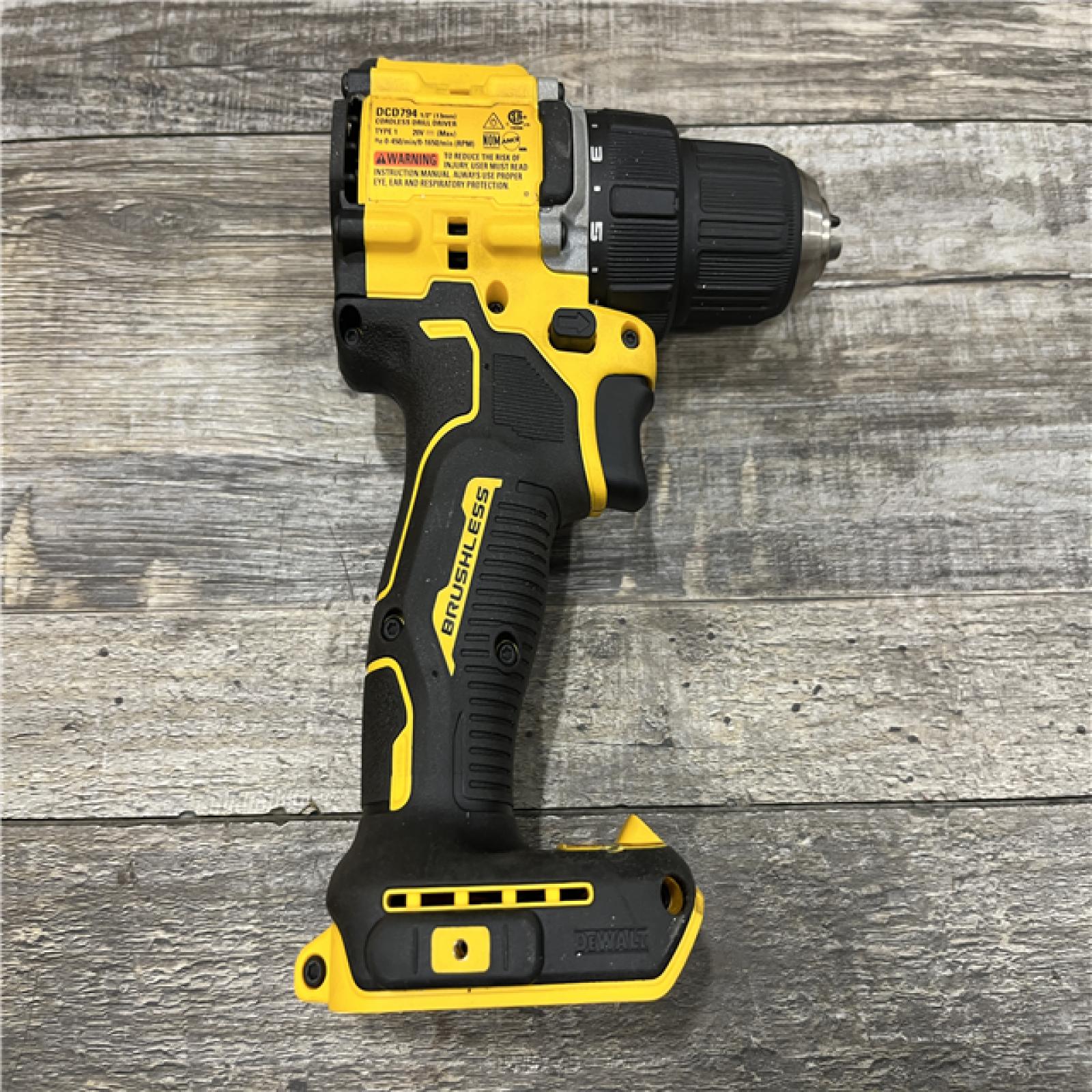 AS-IS DEWALT Atomic 20V Lithium-Ion Cordless Compact 1/2 in. Drill/Driver Kit