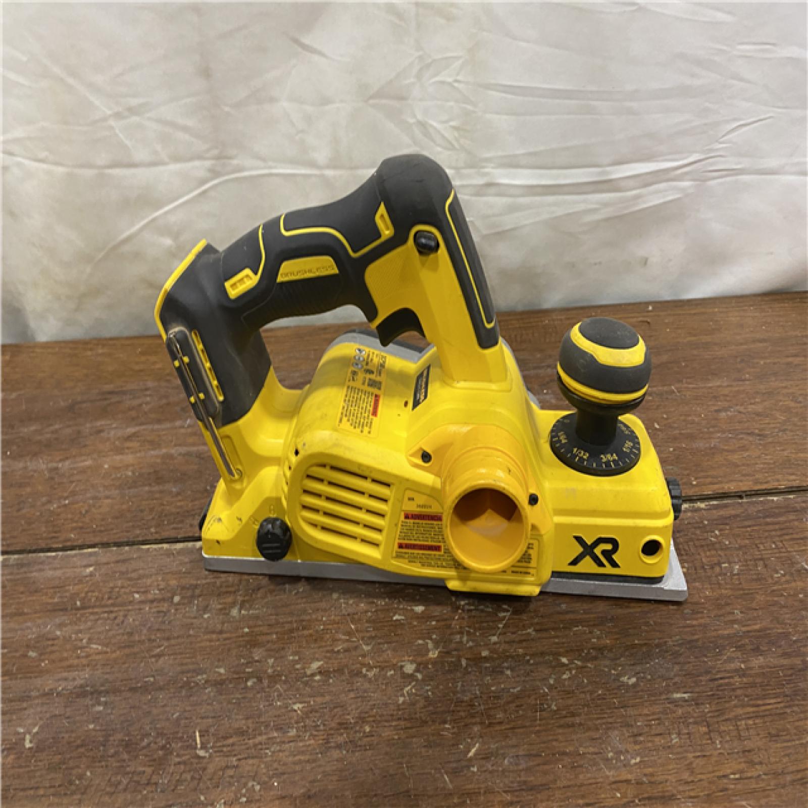 AS-IS DEWALT DCP580B 20V MAX Lithium Ion Brushless Planer