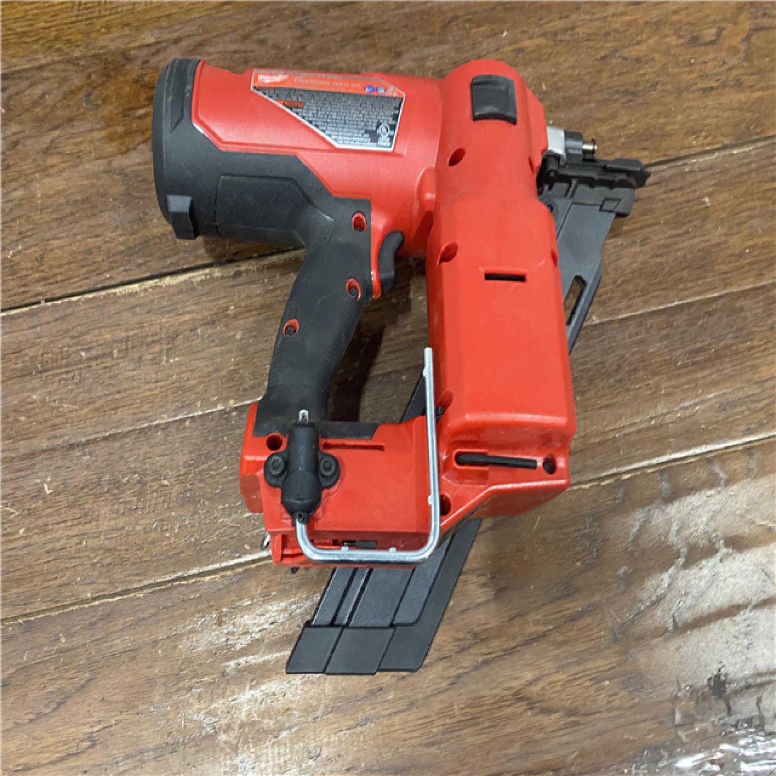 AS-IS Milwaukee 2744-20 M18 FUEL 21-Degree Cordless Framing Nailer (Tool Only)