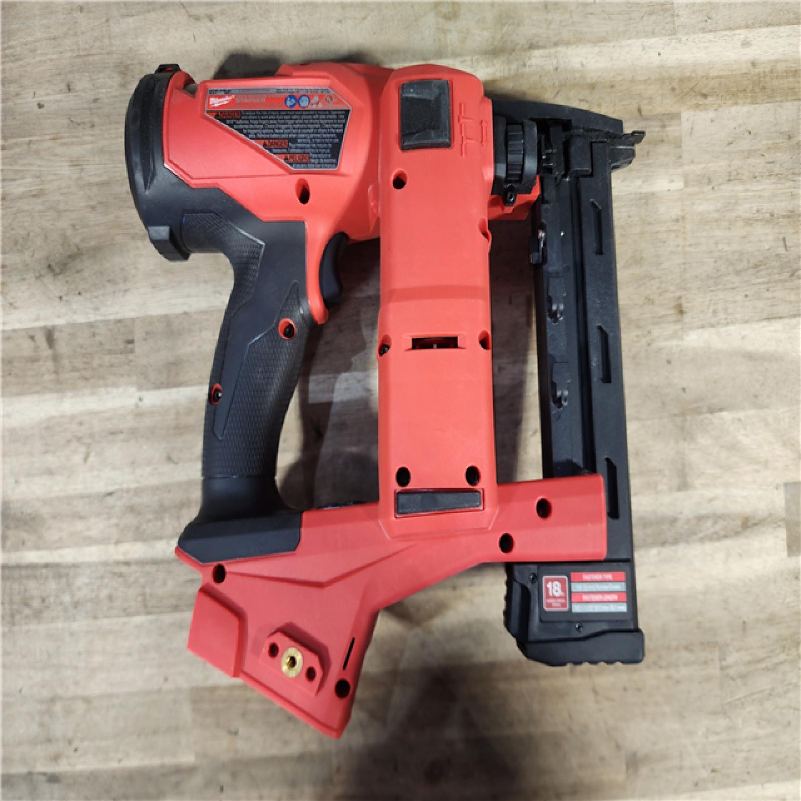 HOUSTON LOCATION - AS-IS (APPEARS LIKE NEW) MILWAUKEE FUEL 18-Volt Lithium-Ion Brushless Cordless 18-Gauge 1/4 in. Narrow Crown Stapler (Tool-Only)