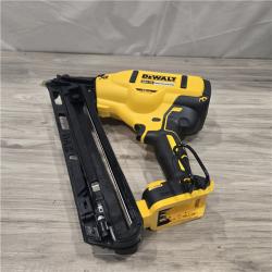 AS-IS DeWalt 15 GA ANGLED FINISH NAILER KIT