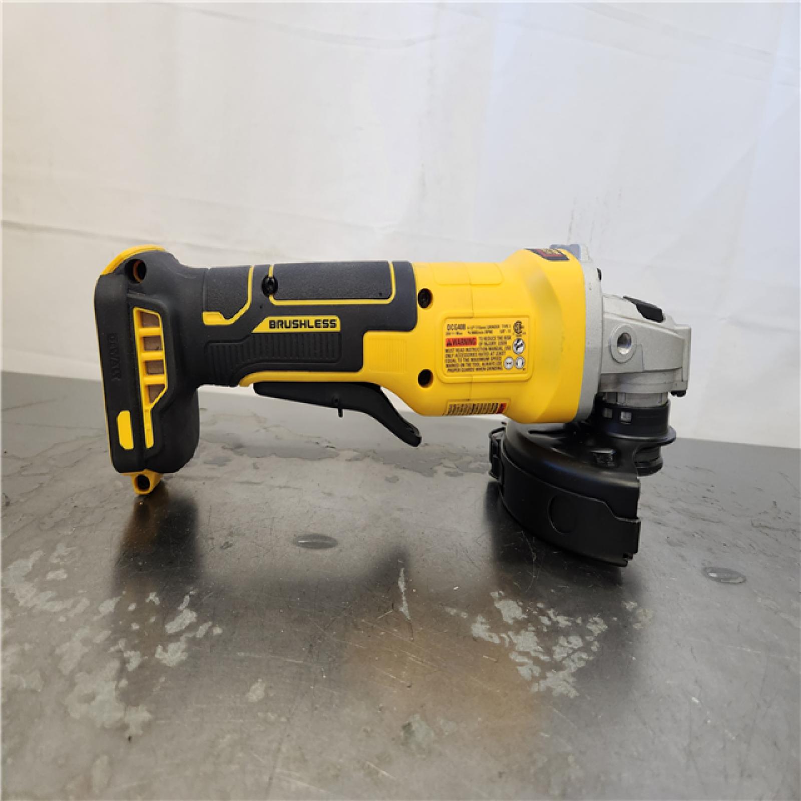 AS-IS- DeWalt 20V MAX Cordless 4-1/2 in. Angle Grinder with Brake Tool Only