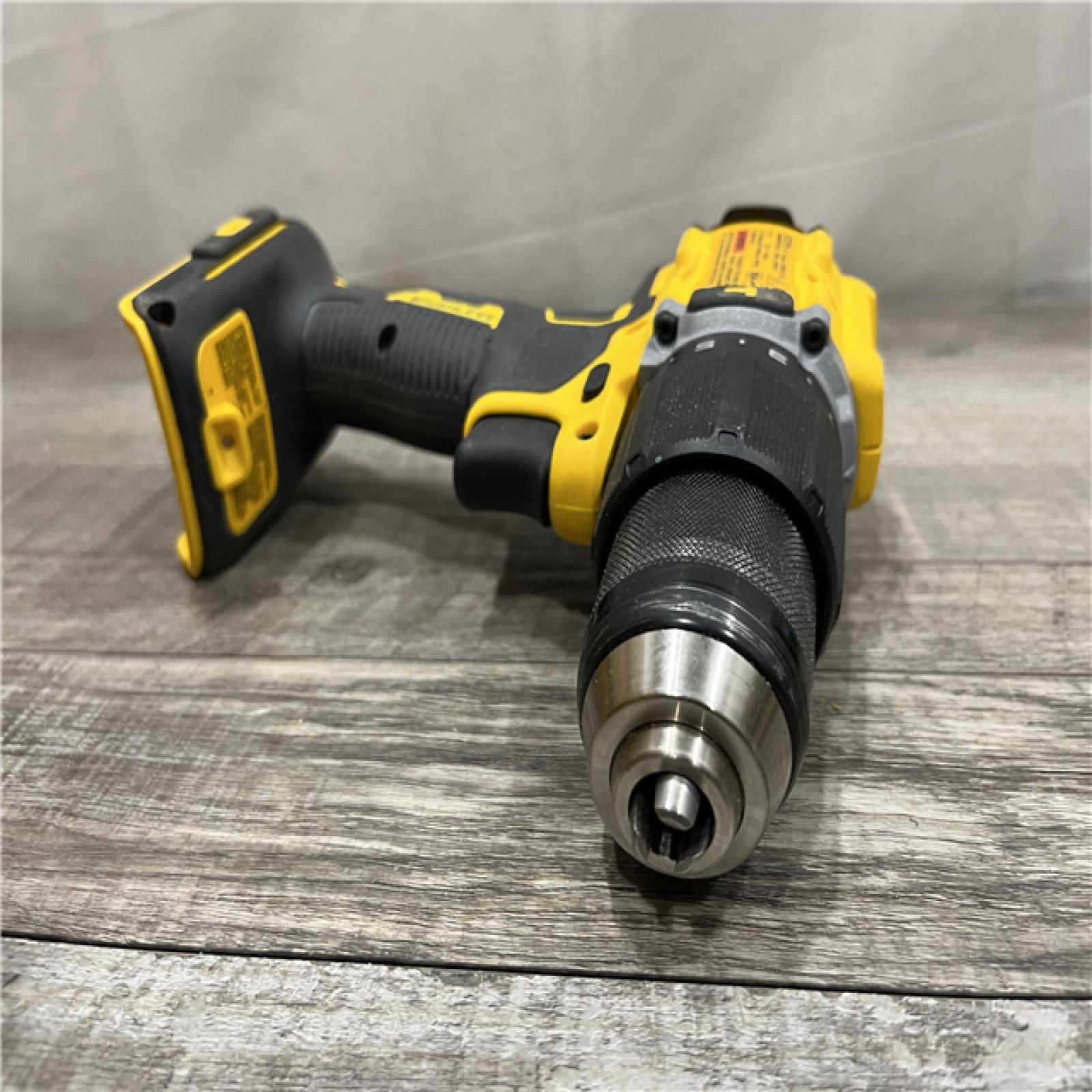 AS-IS DEWALT ATOMIC 20V Lithium-Ion Cordless 1/2 in. Hammer Drill Kit