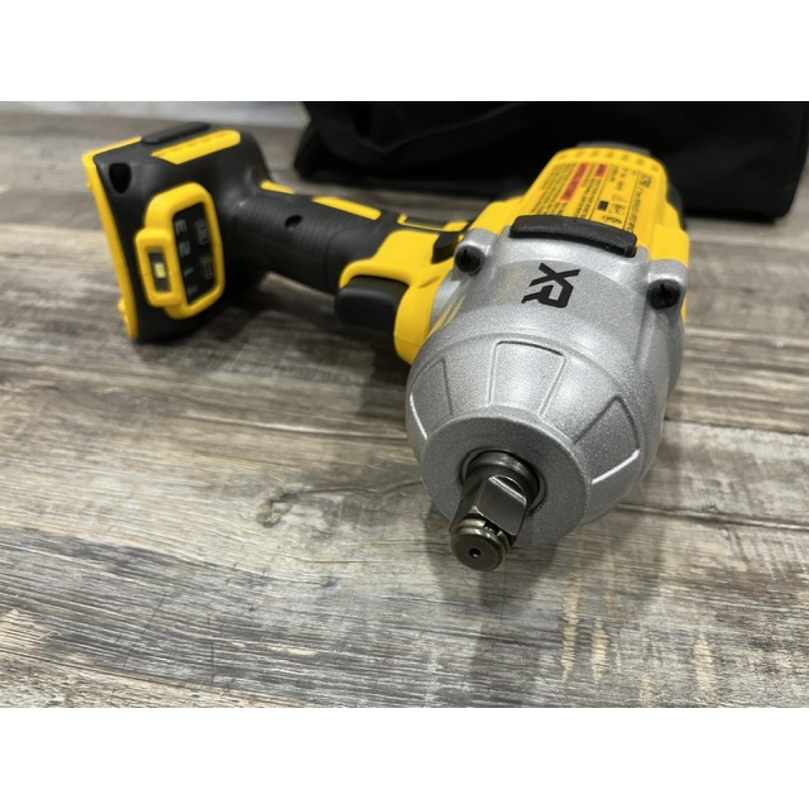 AS-IS DEWALT 20V MAX Lithium-Ion Cordless 1/2 in. Impact Wrench Kit