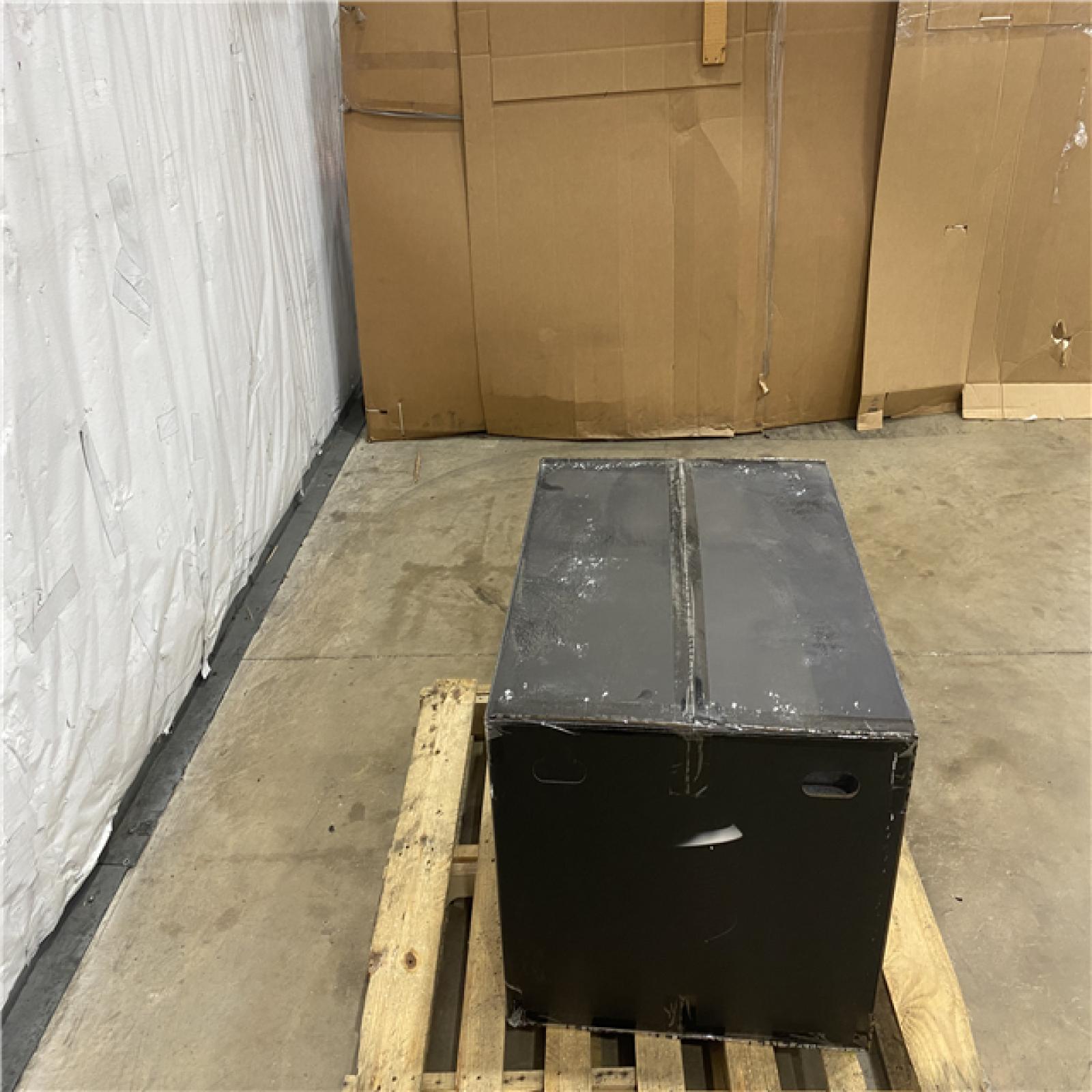 Houston Location - AS-IS home improvement pallet GOZNEY DOME