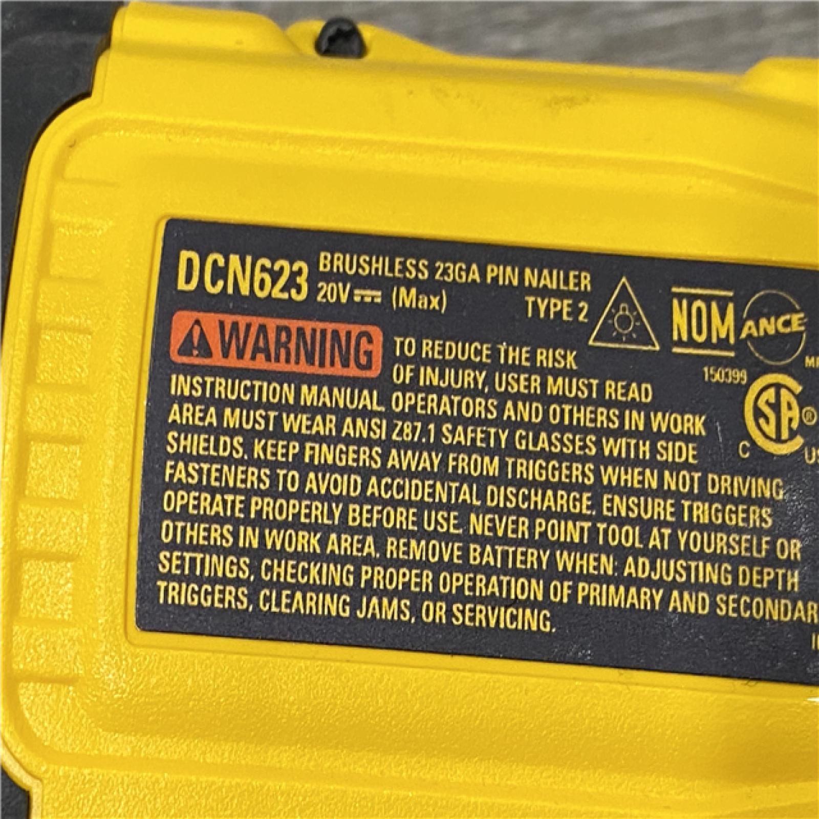 AS-IS DEWALT ATOMIC 20V MAX Lithium Ion Cordless 23 Gauge Pin Nailer Kit