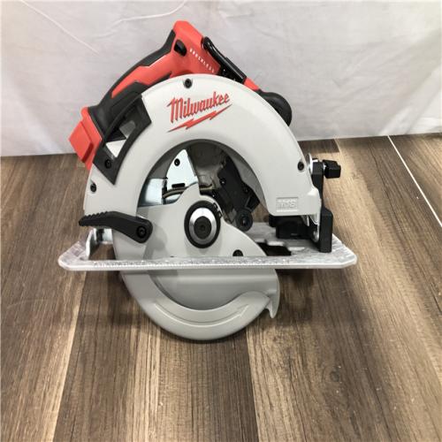 AS-IS Milwaukee 18V Lithium-Ion Brushless Cordless 7-1/4 in. Circular Saw (Tool-Only)