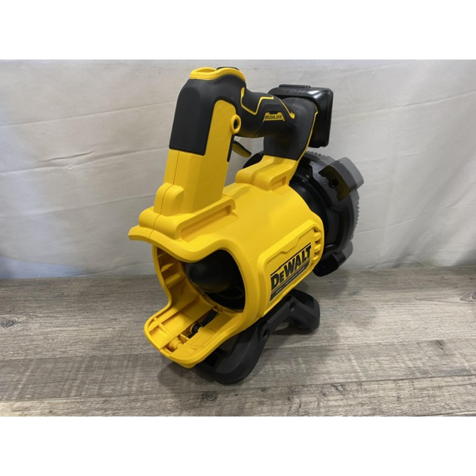 AS-IS DEWALT 20V MAX* XR Brushless Cordless Handheld Blower Kit