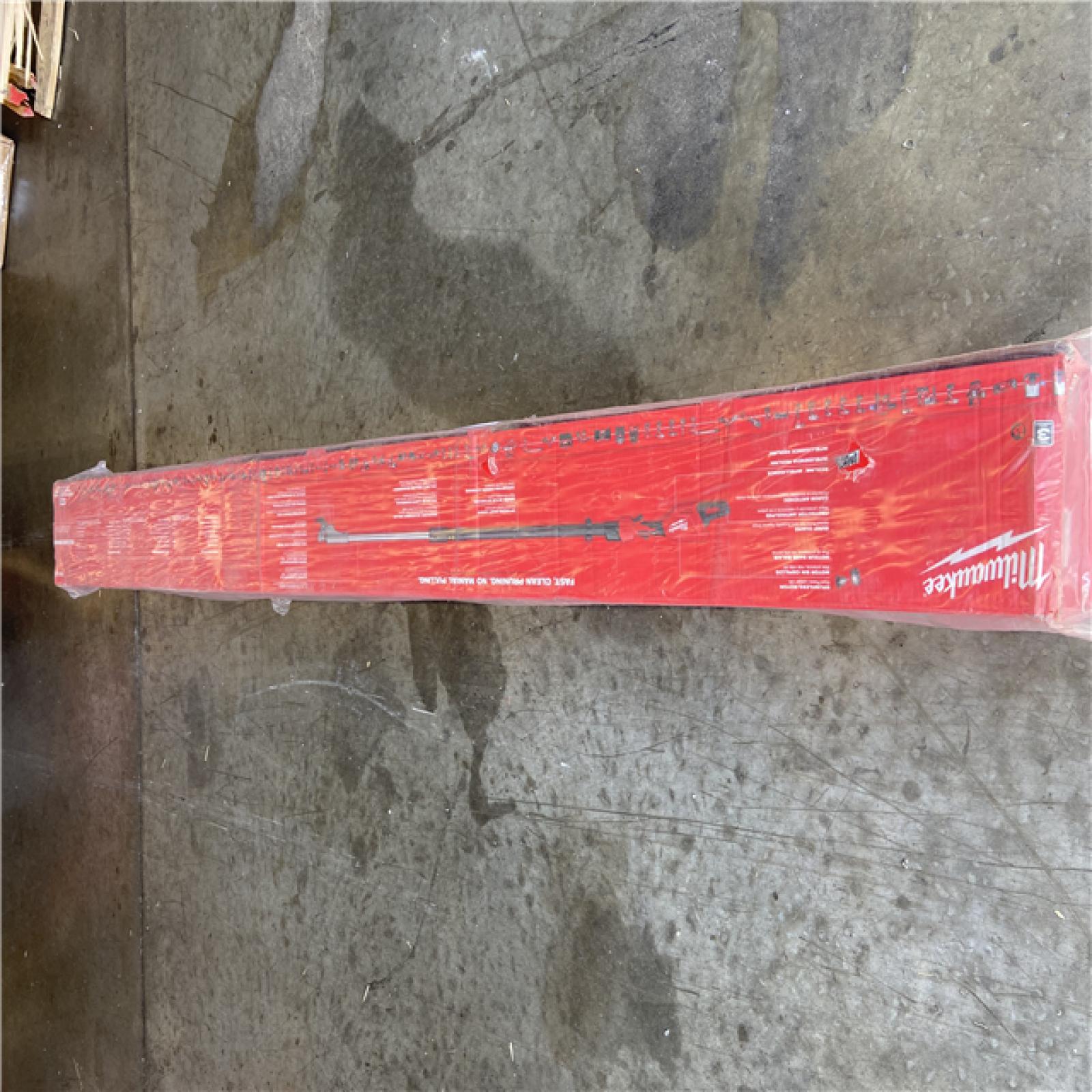 NEW! - Milwaukee M18 Brushless 18-Volt Lithium-Ion Cordless Telescoping Pole Pruning Shears Saw (Tool-Only)