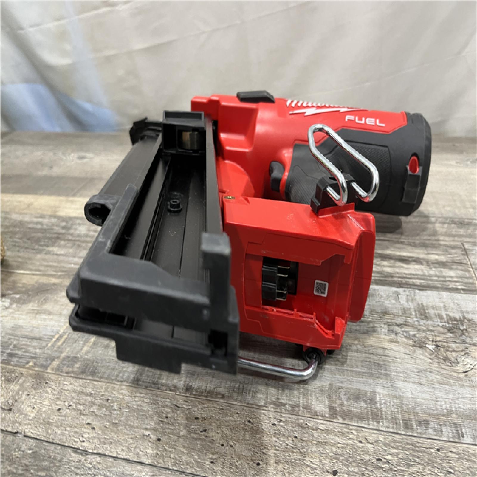 AS-IS Milwaukee FUEL 3-1/2 in. 18-Volt 21-Degree Lithium-Ion Brushless Cordless Framing Nailer (Tool-Only)