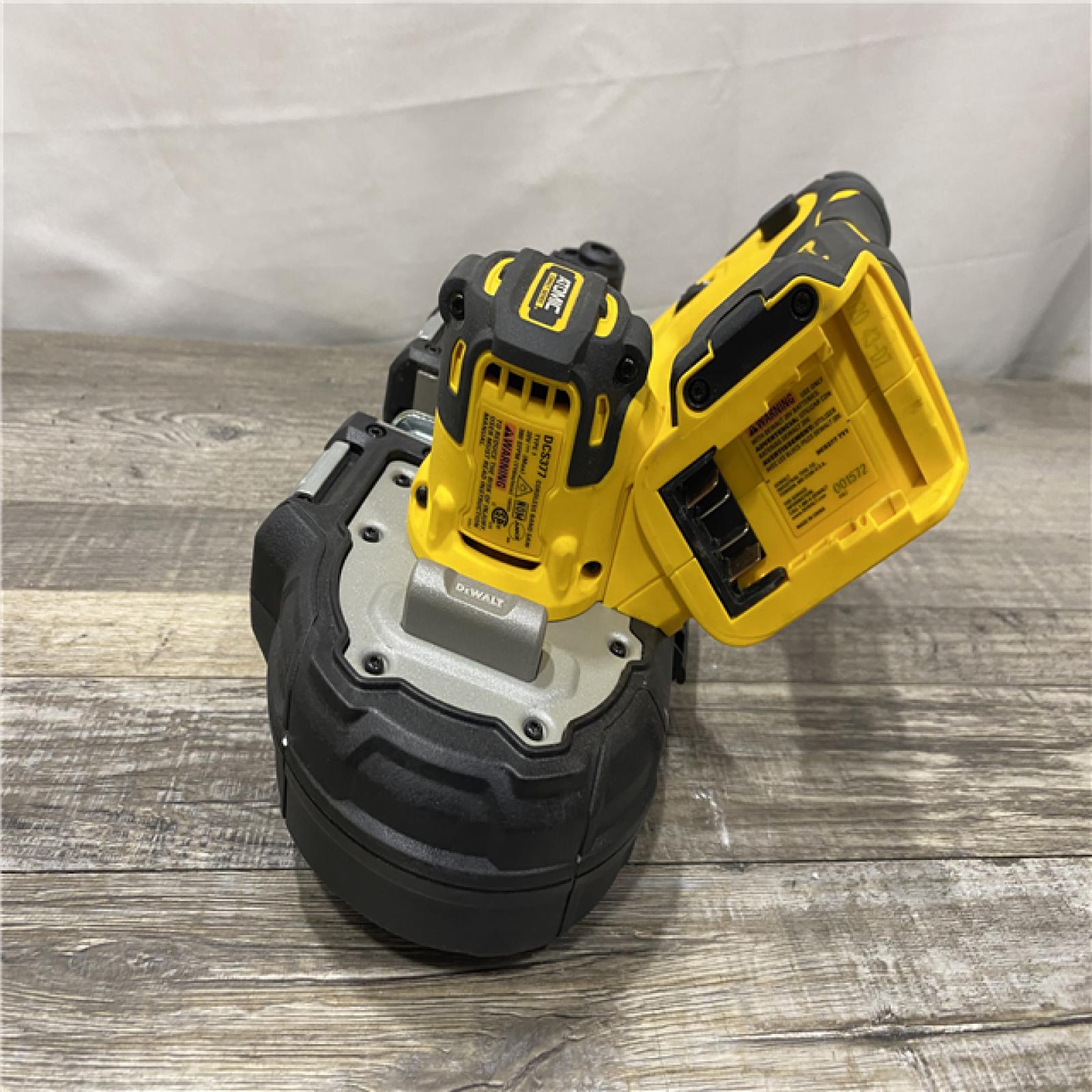 AS-IS DEWALT ATOMIC 20V MAX Cordless Brushless Compact 1-3/4 in. Bandsaw (Tool Only)