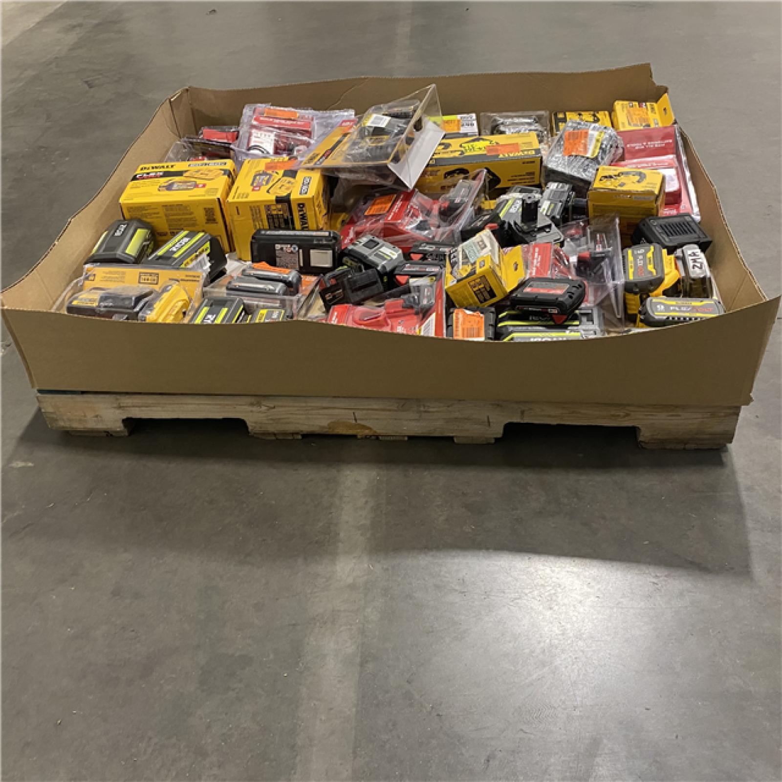 Dallas Location - As-Is Battery Tool Pallet