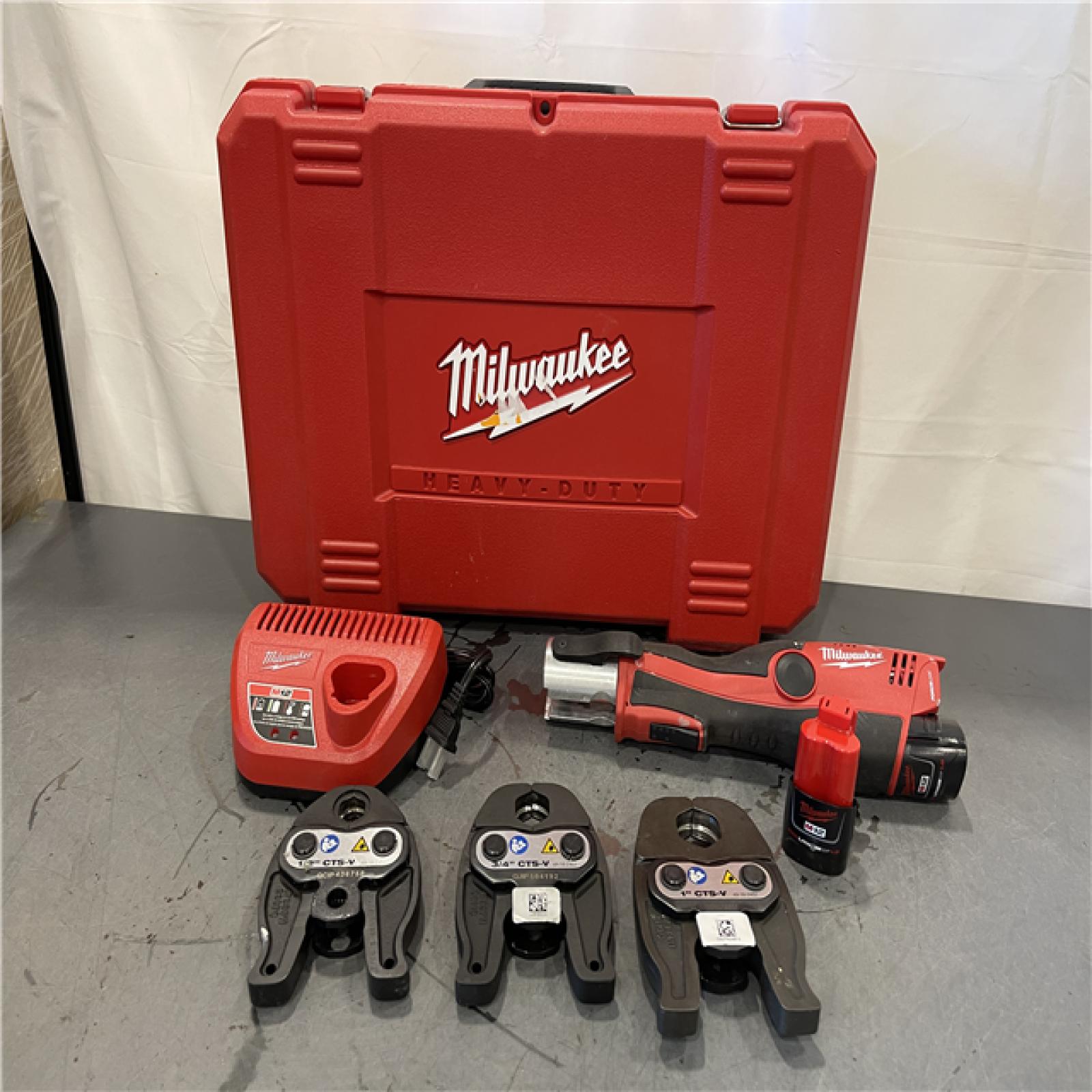 AS-IS - MILWAUKEE 12-Volt Lithium-Ion Force Logic Cordless Press Tool Kit