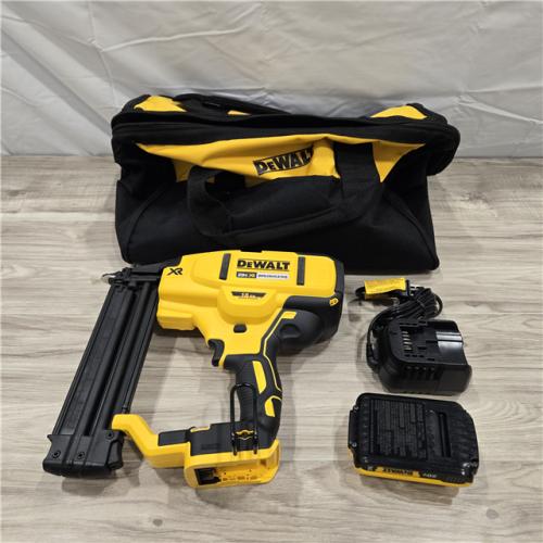 LIKE NEW! - DEWALT 20V MAX XR 18 Gauge Brad Nailer Kit