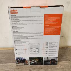 Phoenix Location NEW Jackery 1000-Watt Output/2000W Peak Portable Solar Power Station Explorer 880 Push Start Battery Generator for Outdoors/Camping (SEALED)