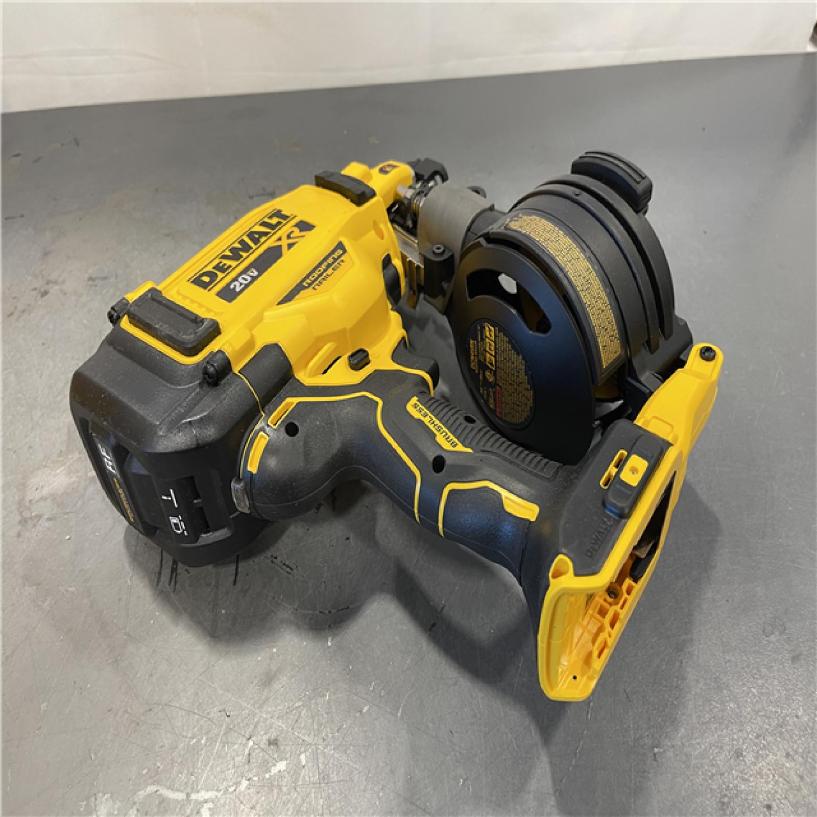 AS-IS - DeWalt 20V MAX 15-Degree Electric Cordless Roofing Nailer