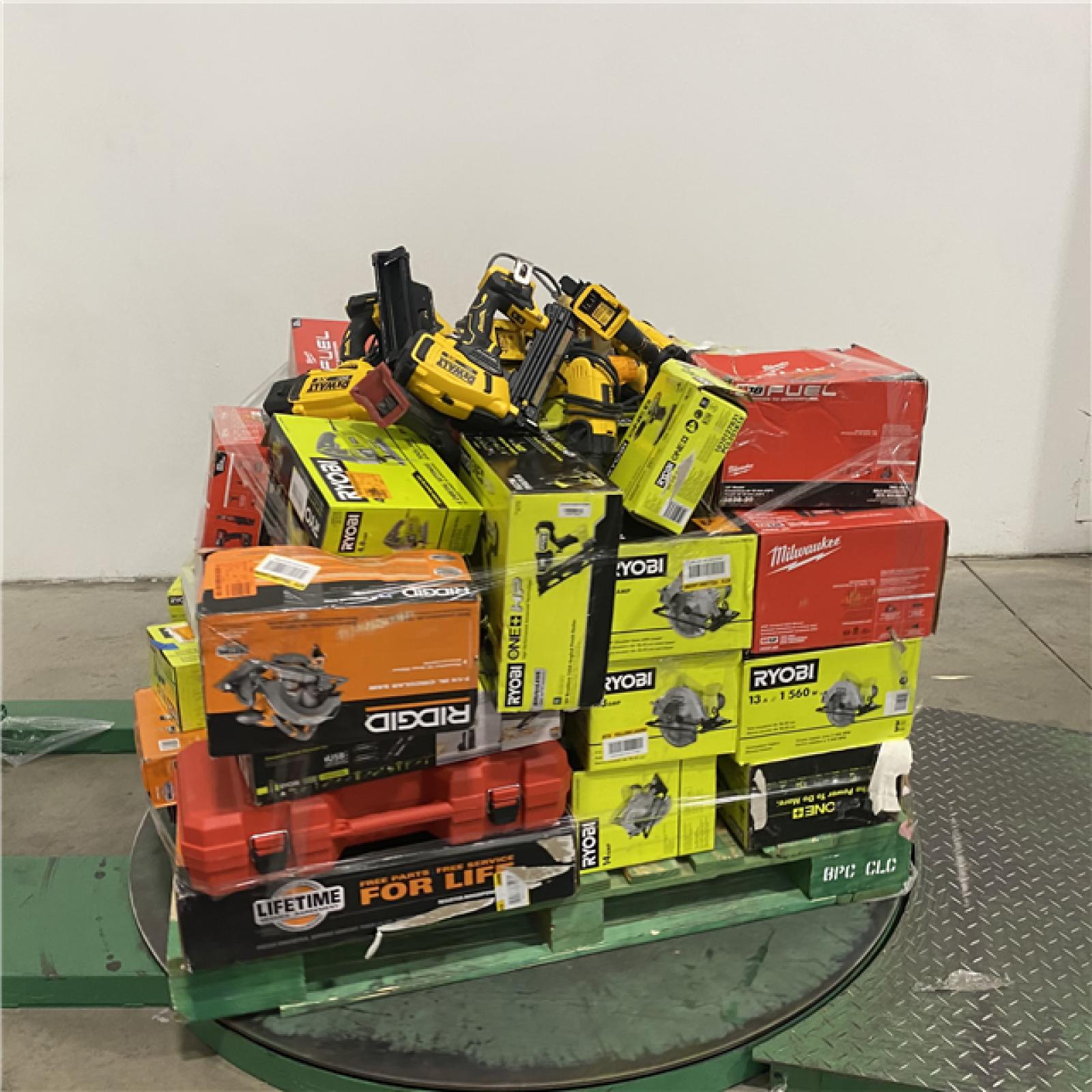 Dallas Location - As-Is Tool Pallet