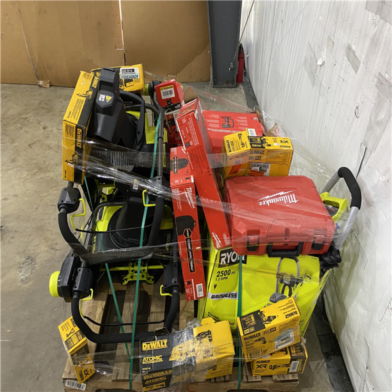 Houston Location AS IS - Tool Pallet