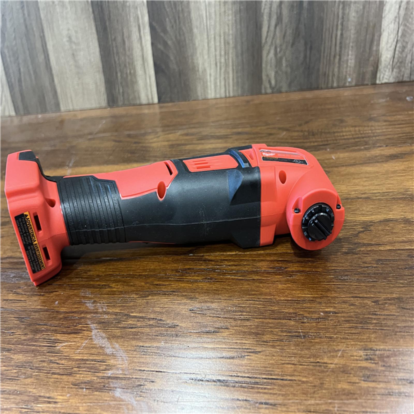 AS-IS Milwaukee 2626-21 M18 18-Volt Lithium-Ion Cordless Oscillating Multi-Tool Kit