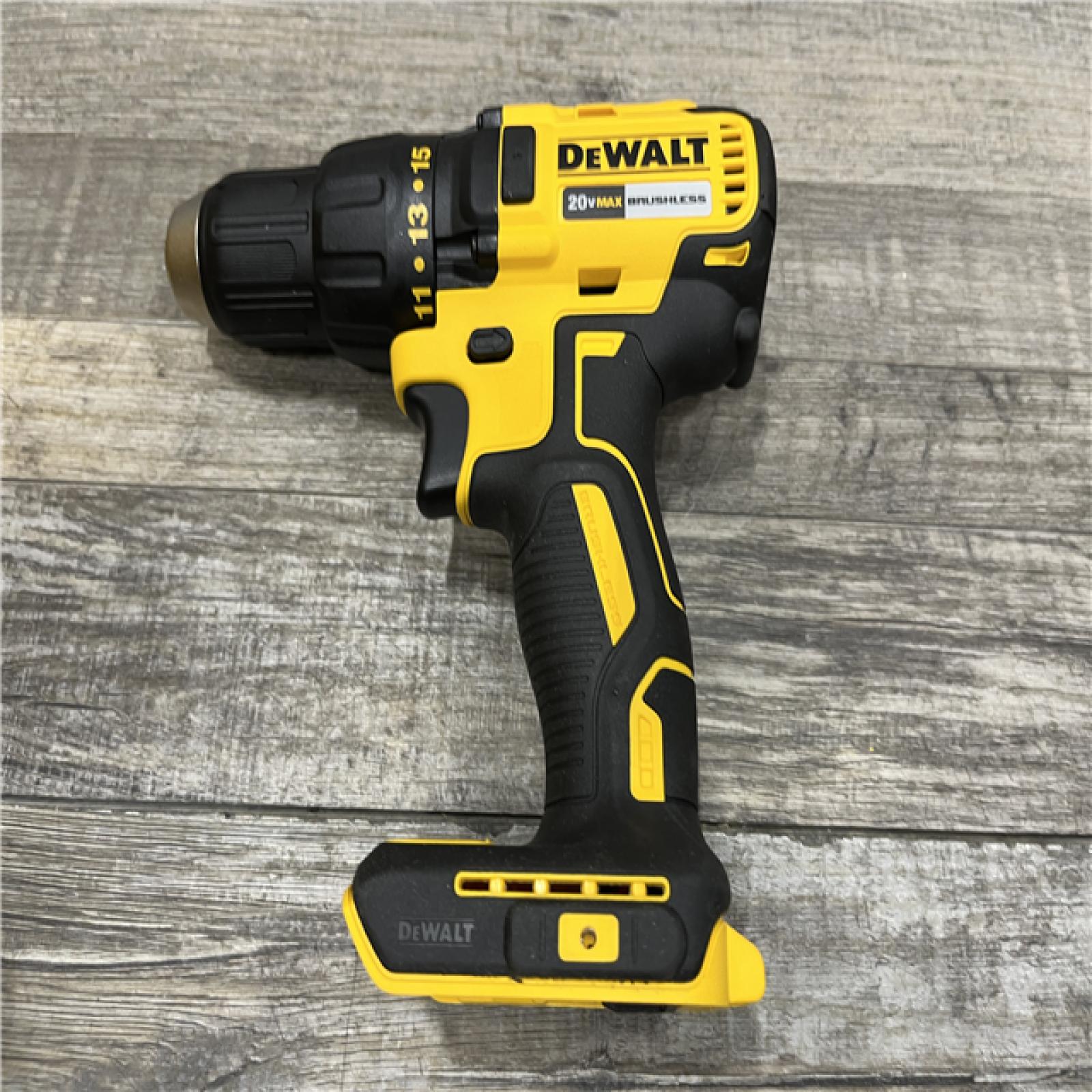 AS-IS DEWALT 20-Volt MAX Lithium-Ion Cordless 1/2 in. Compact Drill/Driver Kit