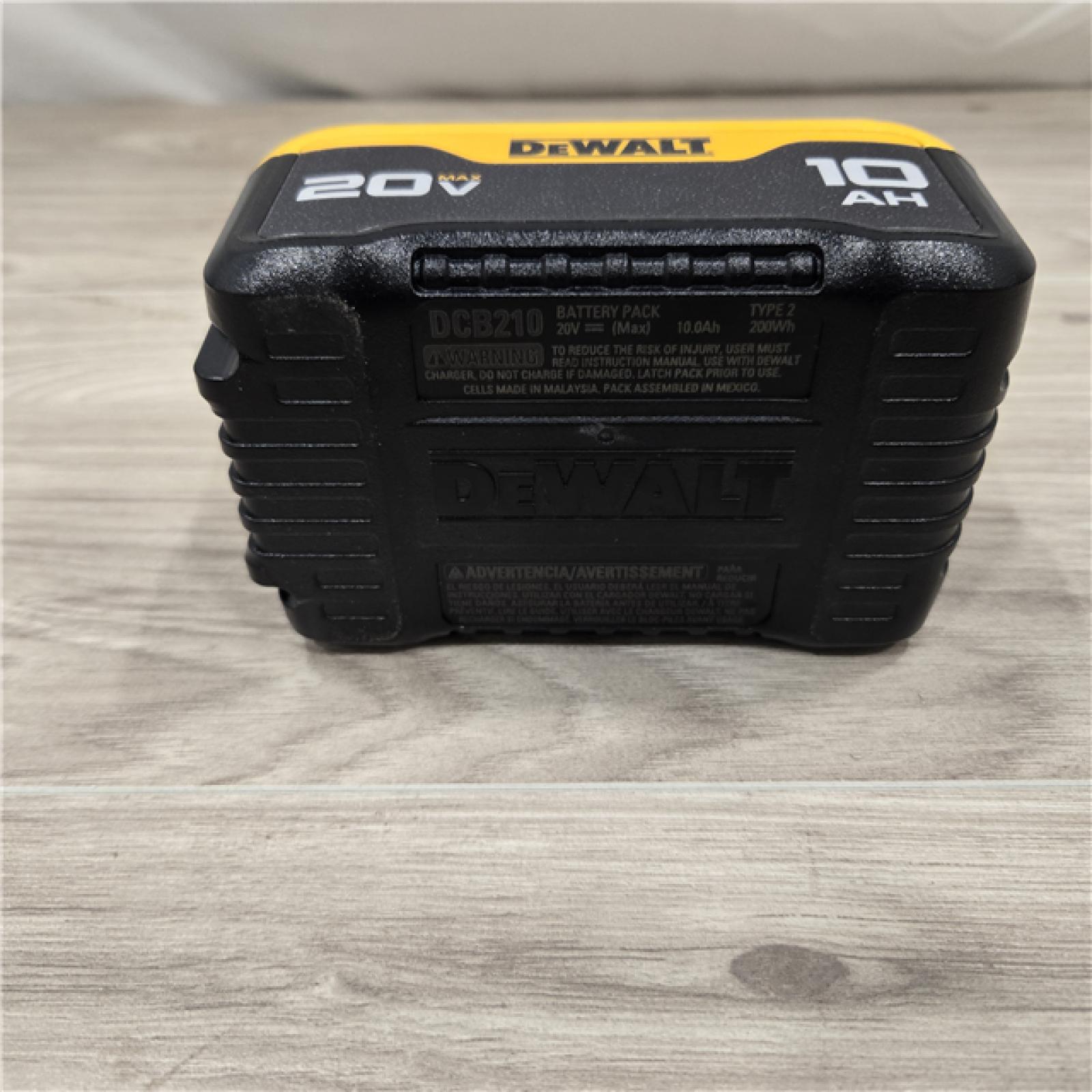 LIKE NEW! - DeWALT DCB210 20V MAX XR 10.0 AH Battery