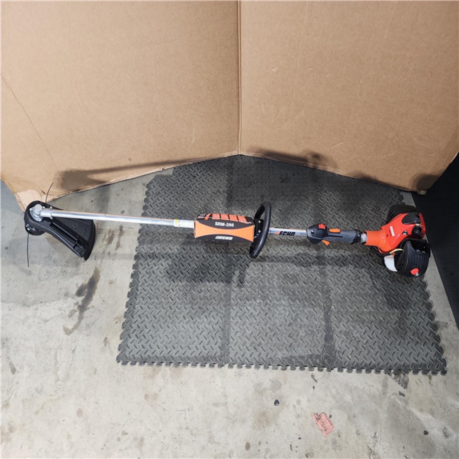 HOUSTON LOCATION - AS-IS ECHO 25.4 cc Gas 2-Stroke Straight Shaft Trimmer