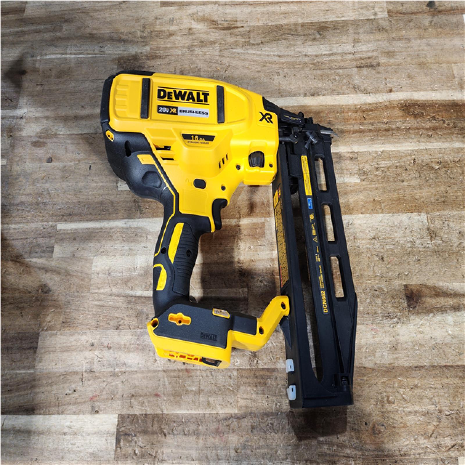 Houston Location AS-IS DEWALT 20V MAX XR 16-Gauge Lithium-Ion Cordless Finish Nailer (Tool Only)