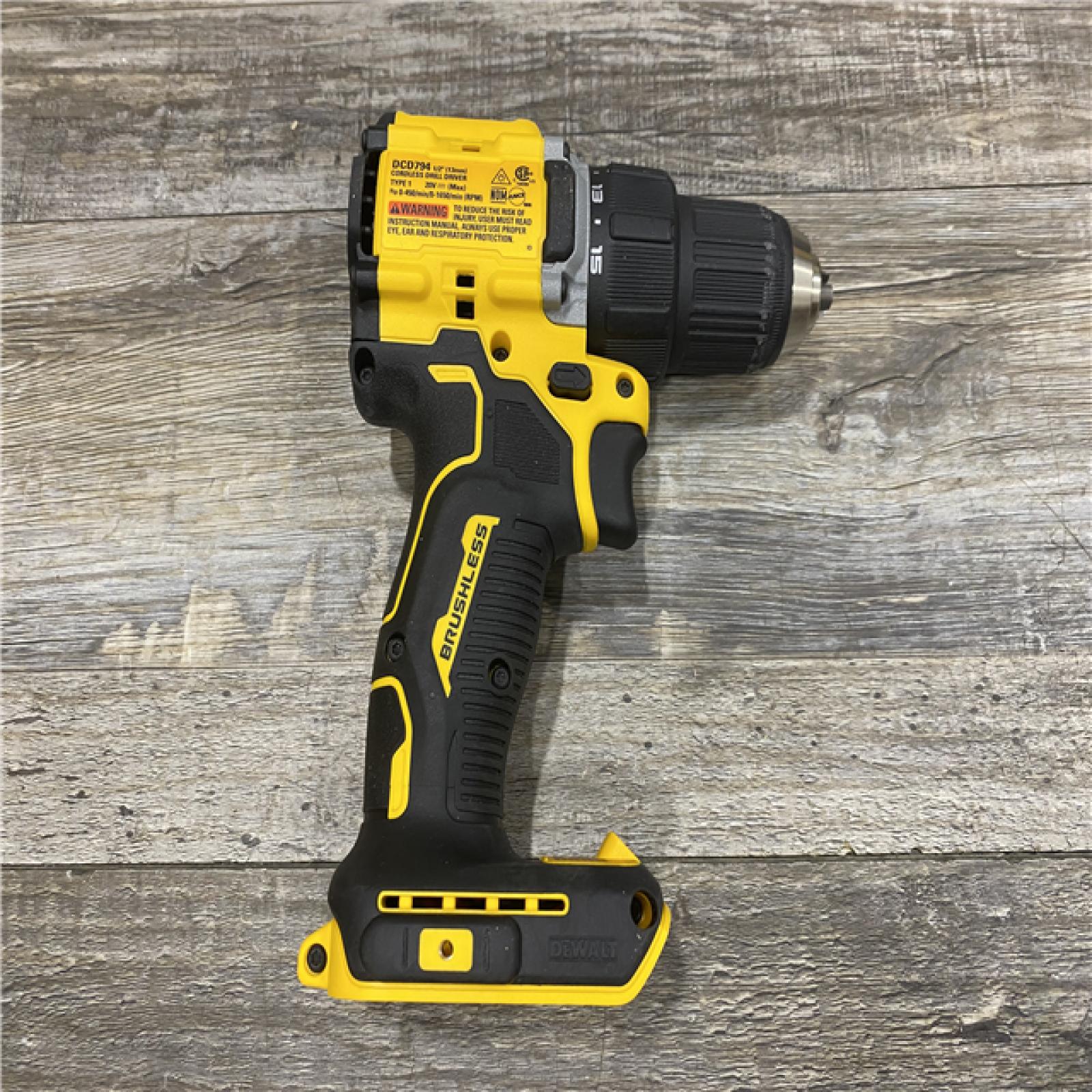 AS-IS DEWALT Atomic 20V Lithium-Ion Cordless Compact 1/2 in. Drill/Driver Kit