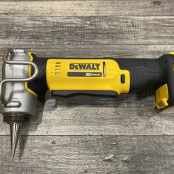 AS-IS DEWALT 20V MAX Cordless 1 in. PEX Expansion Tool  PEX Expander Grease and Case