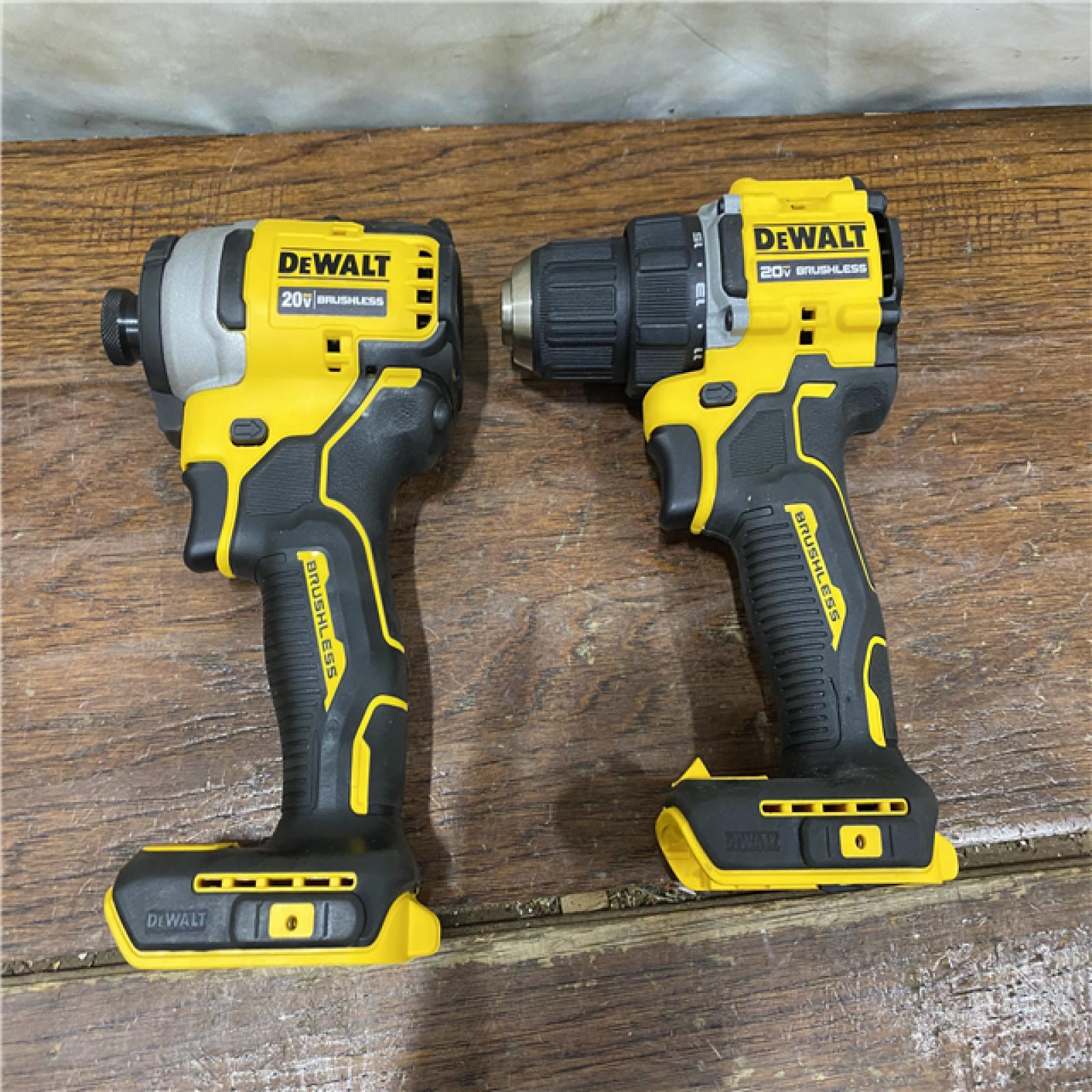 AS-IS DEWALT ATOMIC 20-Volt MAX Lithium-Ion Cordless Combo Kit (2-Tool) with (2) 2.0Ah Batteries, Charger and Bag