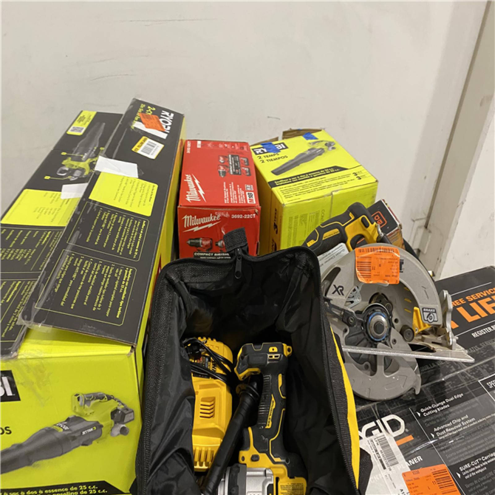 Dallas Location - As-Is Tool Pallet