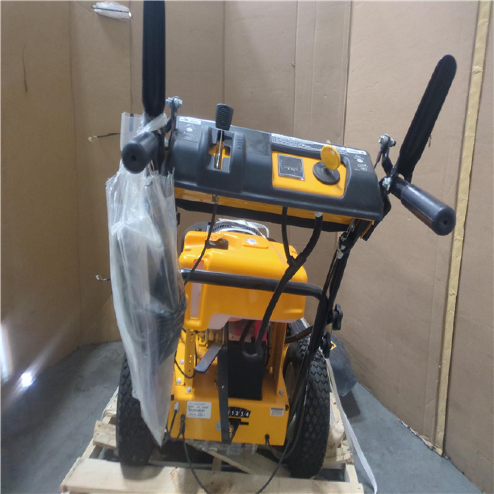 CALIFORNIA AS-IS Cub Cadet CC800 33 Wide Cut