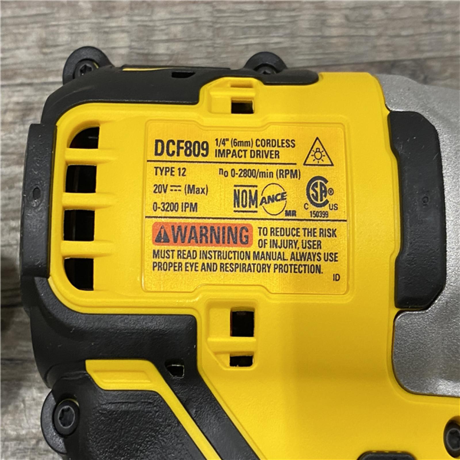 AS-IS DEWALT ATOMIC 20-Volt MAX Lithium-Ion Cordless Combo (2-Tool) Kit