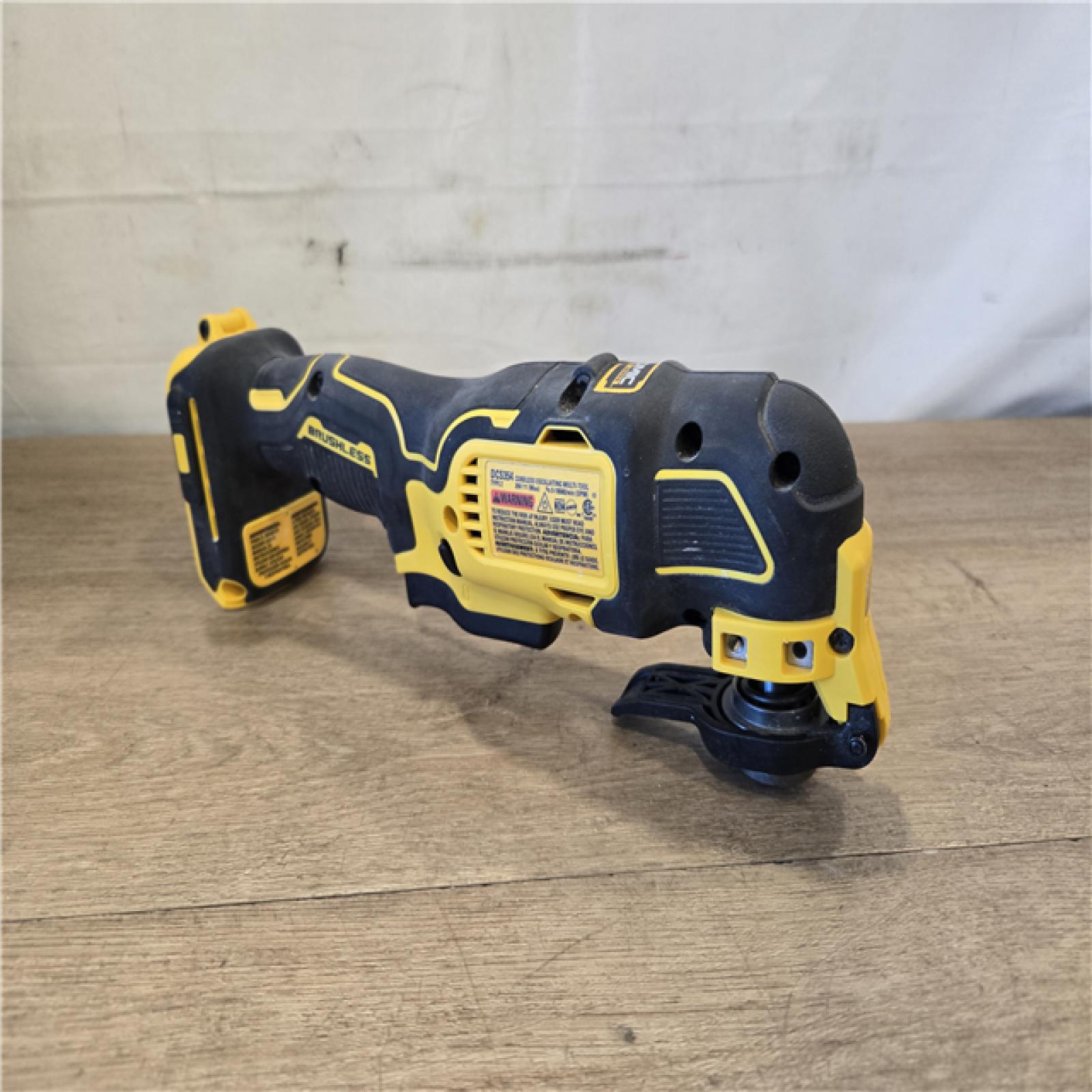 AS-IS DEWALT ATOMIC 20V Cordless (4-Tool) Combo Kit