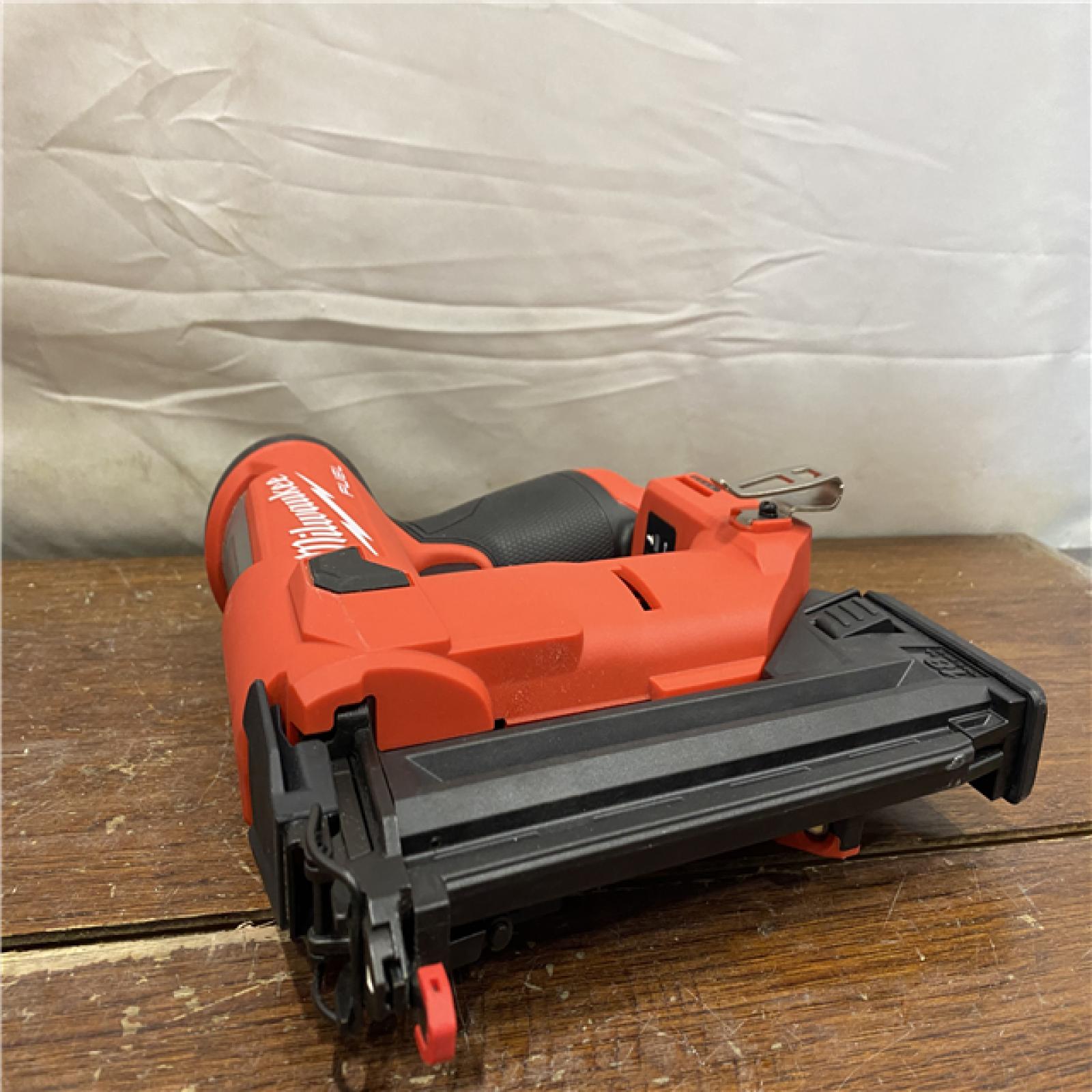 AS-IS M12 FUEL 12-Volt Lithium-Ion Brushless Cordless 18-Guage Compact Brad Nailer (Tool Only)