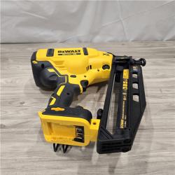 AS-IS DeWalt 20V 16 Gauge Cordless Angled Finish Nailer Kit
