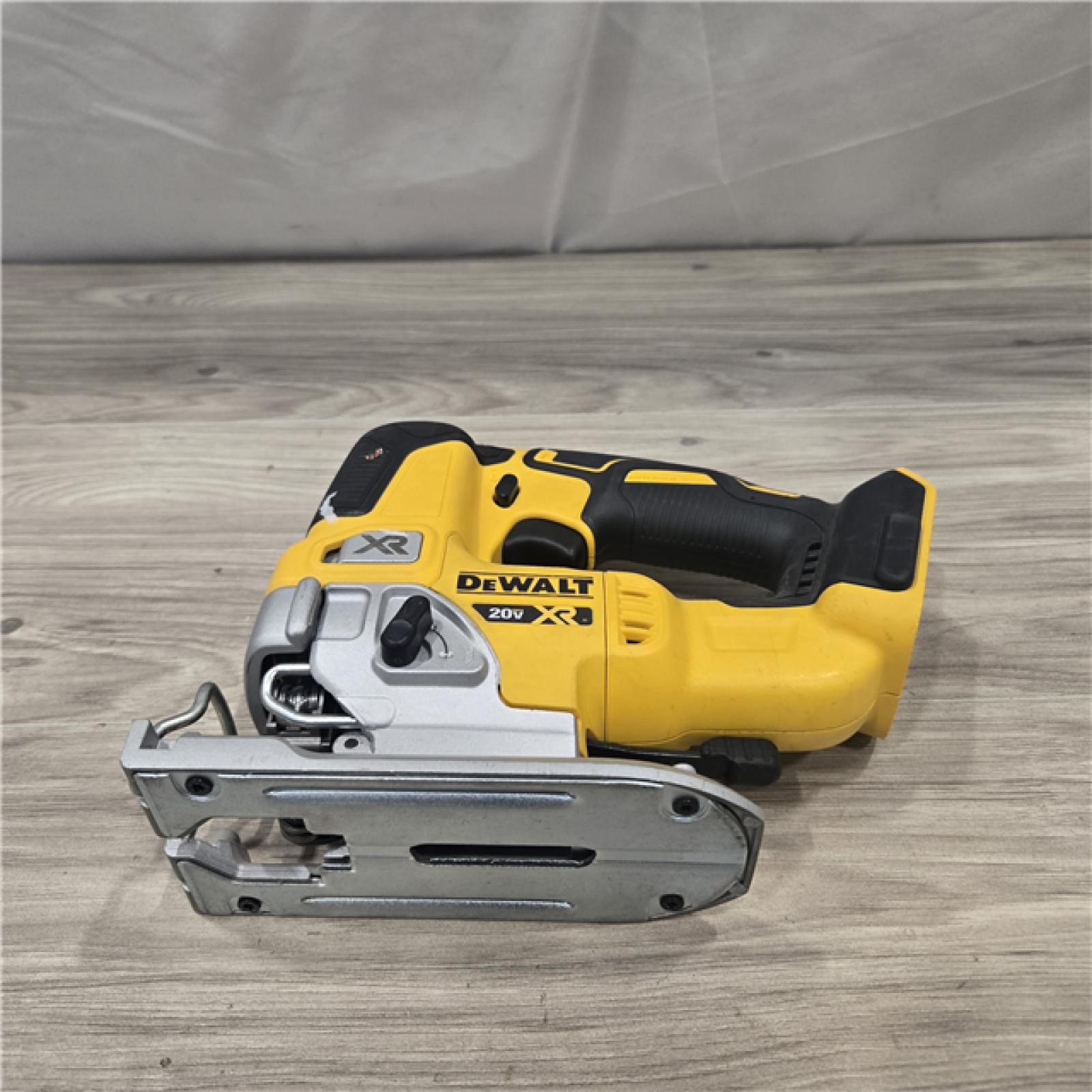 AS-IS DeWalt 20V MAX XR Cordless Jigsaw (Tool Only)