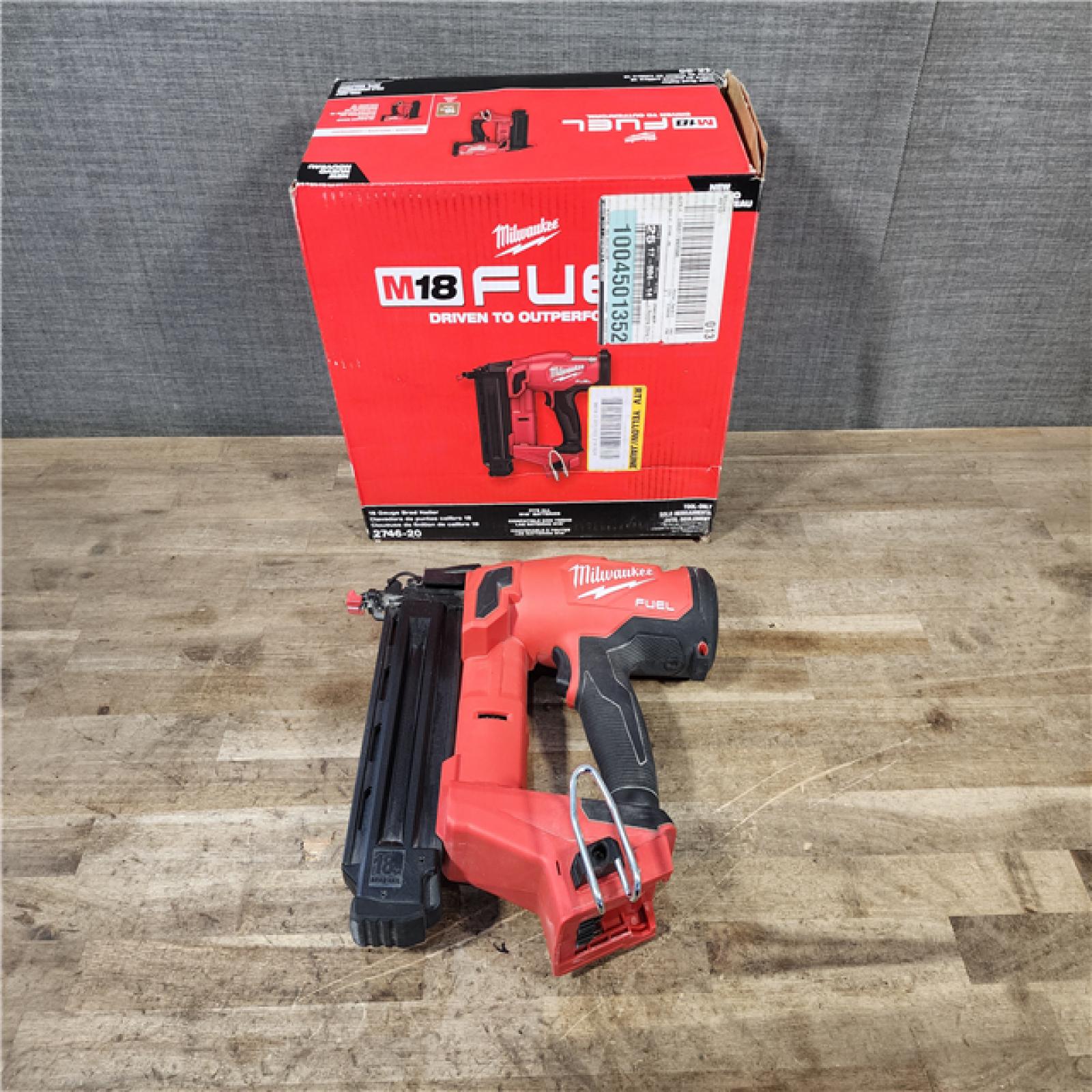 HOUSTON LOCATION - AS-IS Milwaukee M18 FUEL 18 Gauge Brad Nailer (TOOL ONLY)