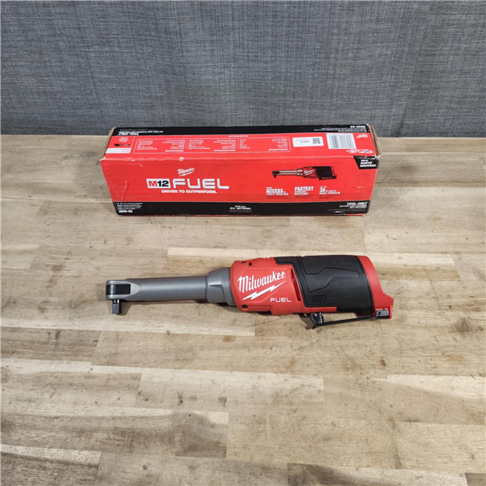 HOUSTON LOCATION - AS-IS Milwaukee 2569-20 12V Cordless 3/8  Extended Reach High Speed Ratchet (Tool Only)