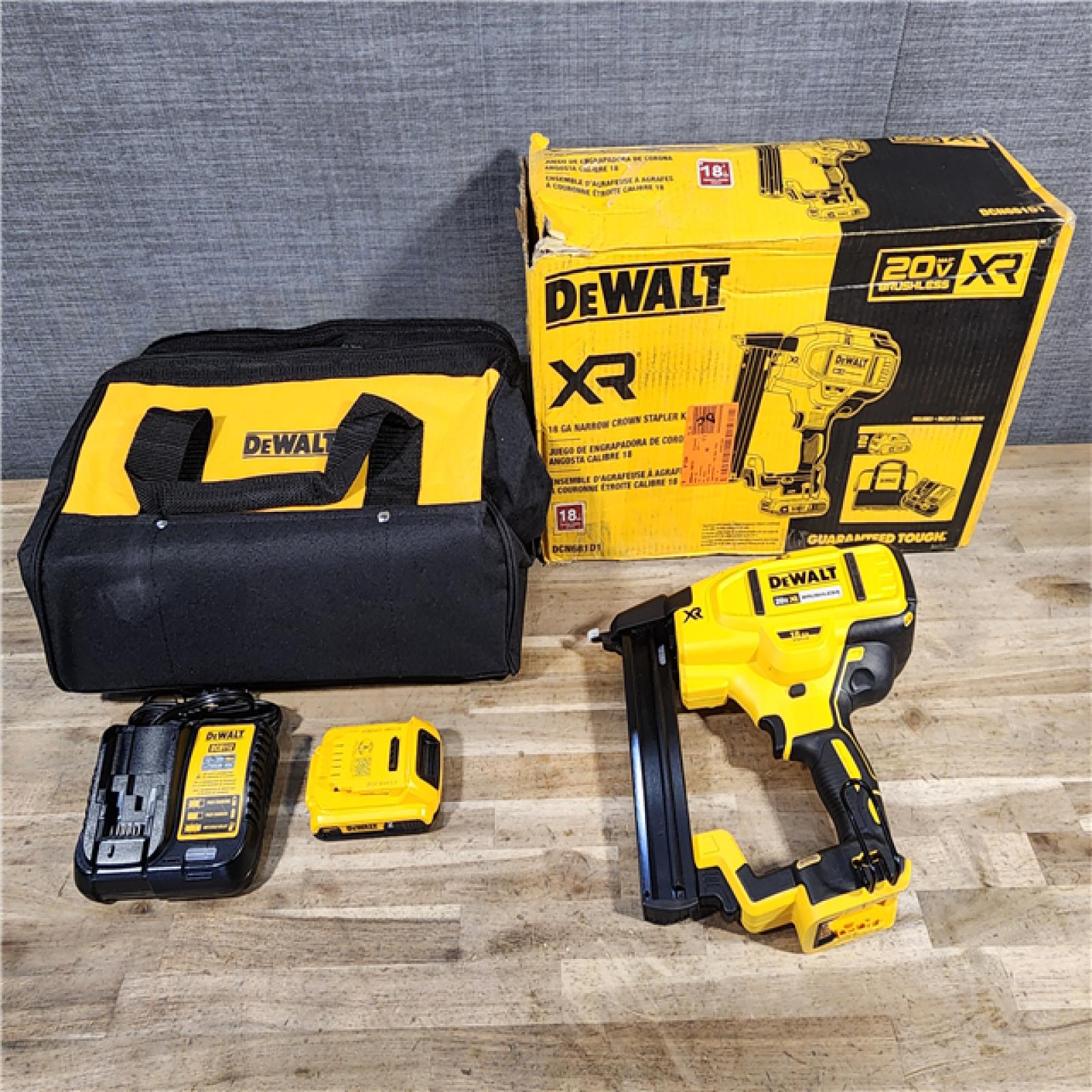 HOUSTON LOCATION - AS-IS DeWALT DCN681D1 20-Volt MAX 18ga Cordless Brushless Narrow Crown Stapler Kit w/ BATTERY & CHARGER