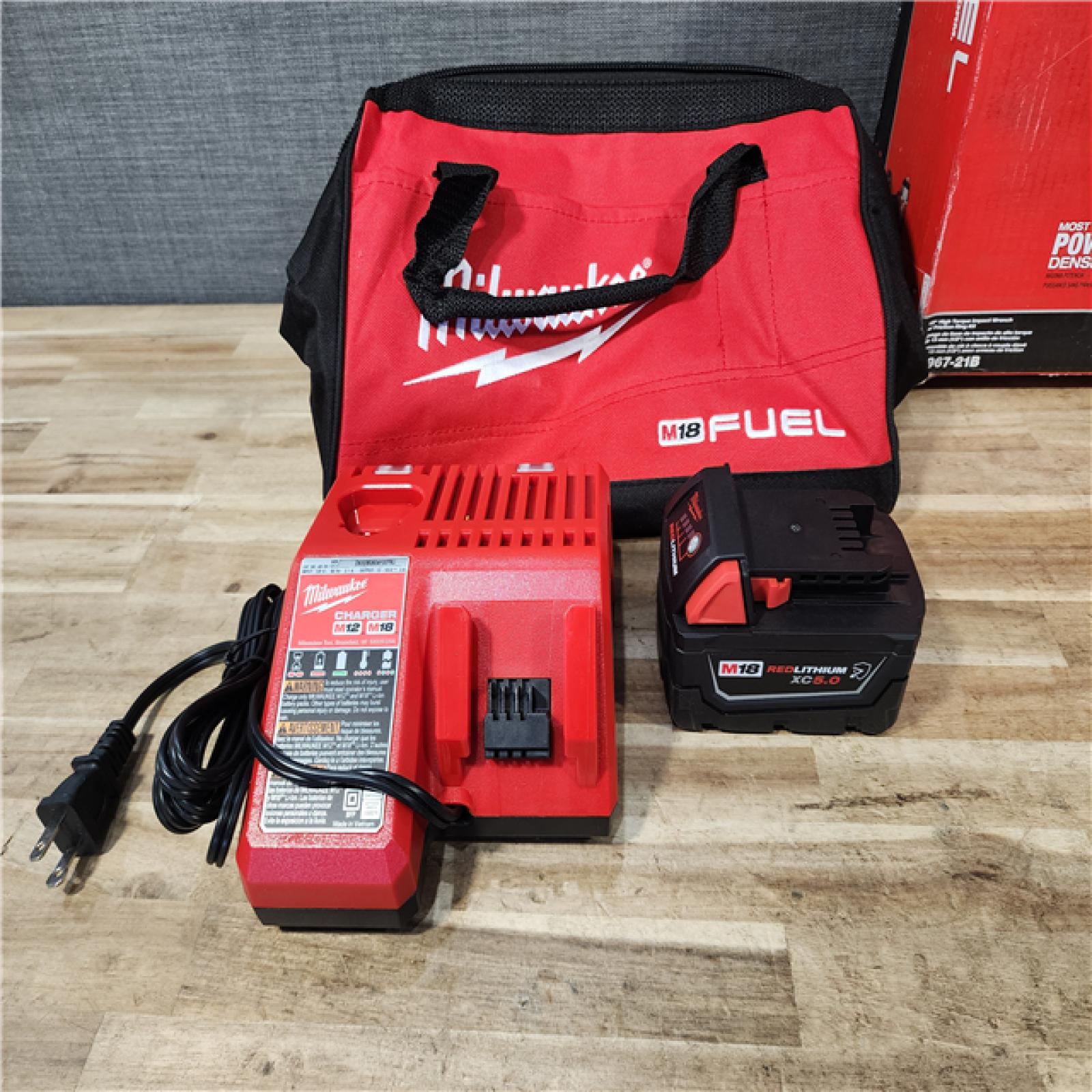 HOUSTON LOCATION - AS-IS (APPEARS LIKE NEW) Milwaukee FUEL 18V Lithium-Ion Brushless Cordless 1/2 in. Impact Wrench w/Friction Ring Kit