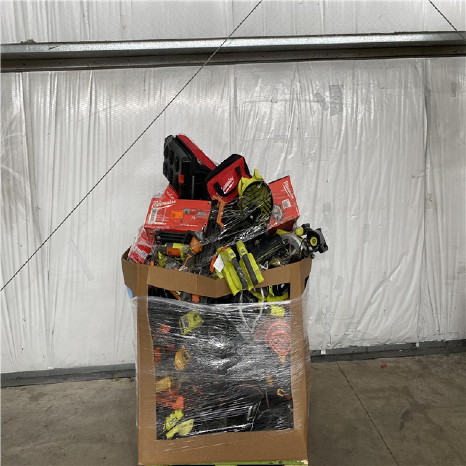 Houston Location AS IS - Tool Pallet