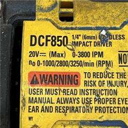 AS-IS DEWALT ATOMIC 20V MAX Lithium-Ion Cordless 1/4 in. Brushless Impact Driver Kit
