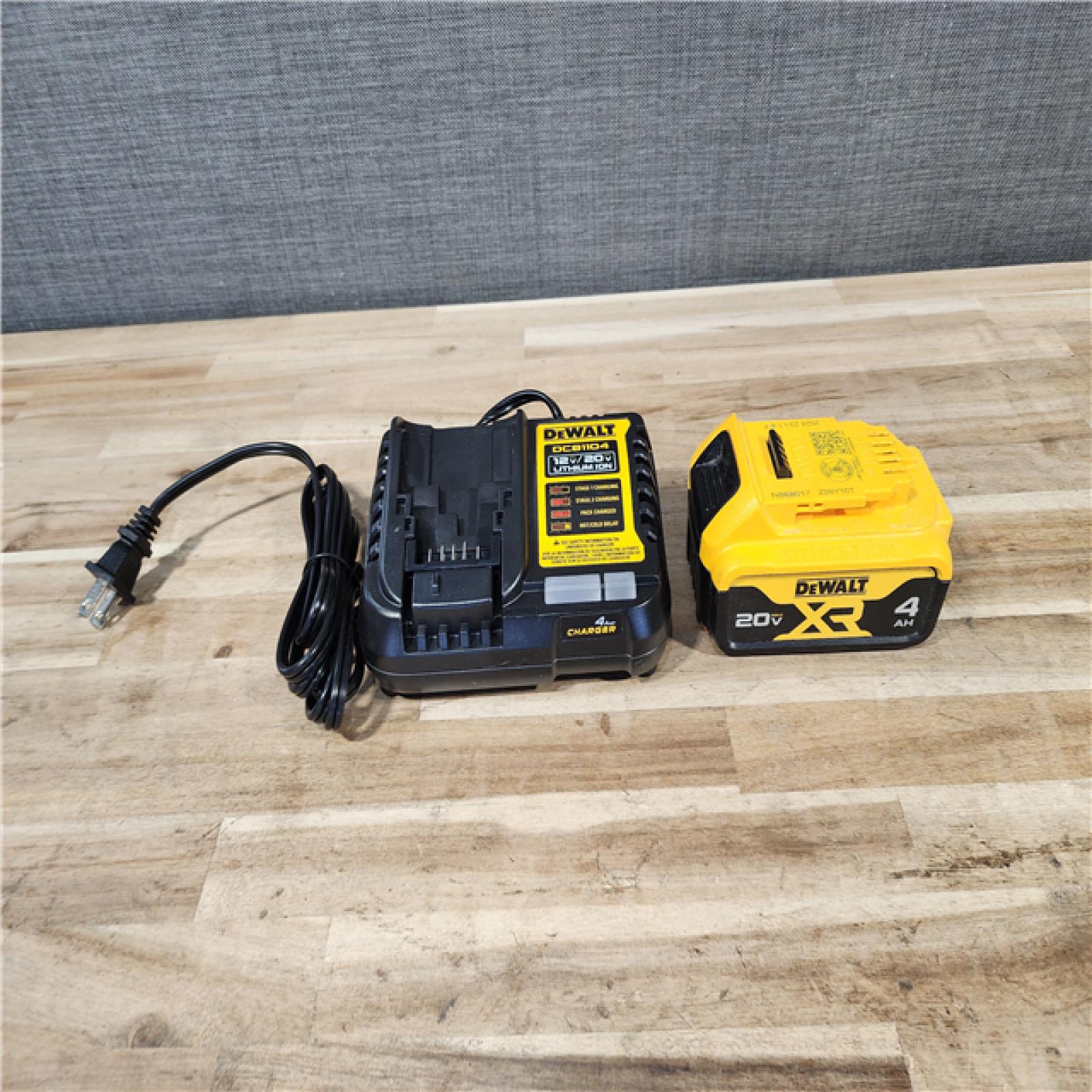 HOUSTON LOCATION - AS-IS DEWALT 20V XR Lithium-Ion Cordless Hammer Drill Kit (Battery & Charger)
