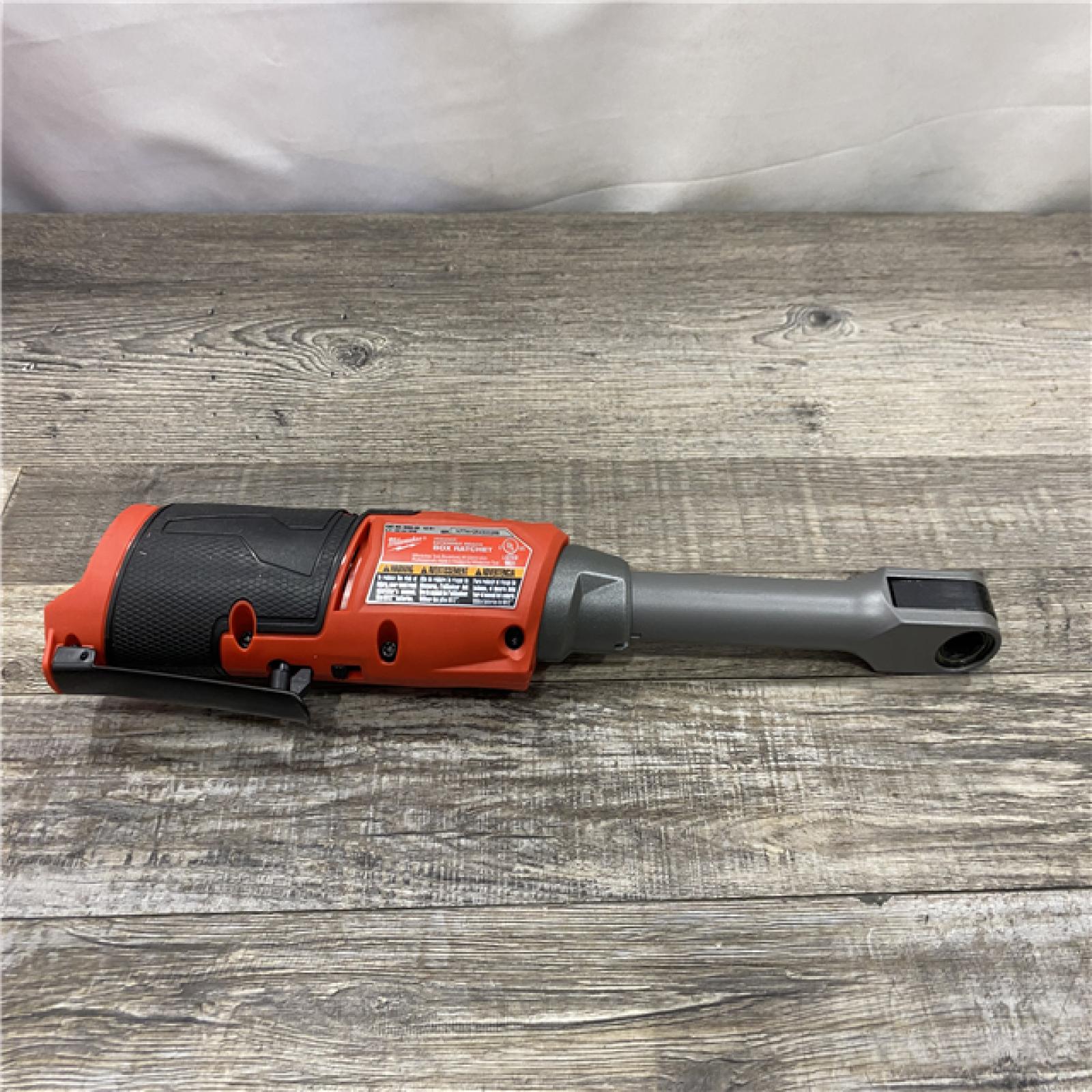 AS-IS Milwaukee FUEL INSIDER 12V Lithium-Ion Brushless Cordless 1/4 in. - 3/8 in. Extended Reach Box Ratchet Kit