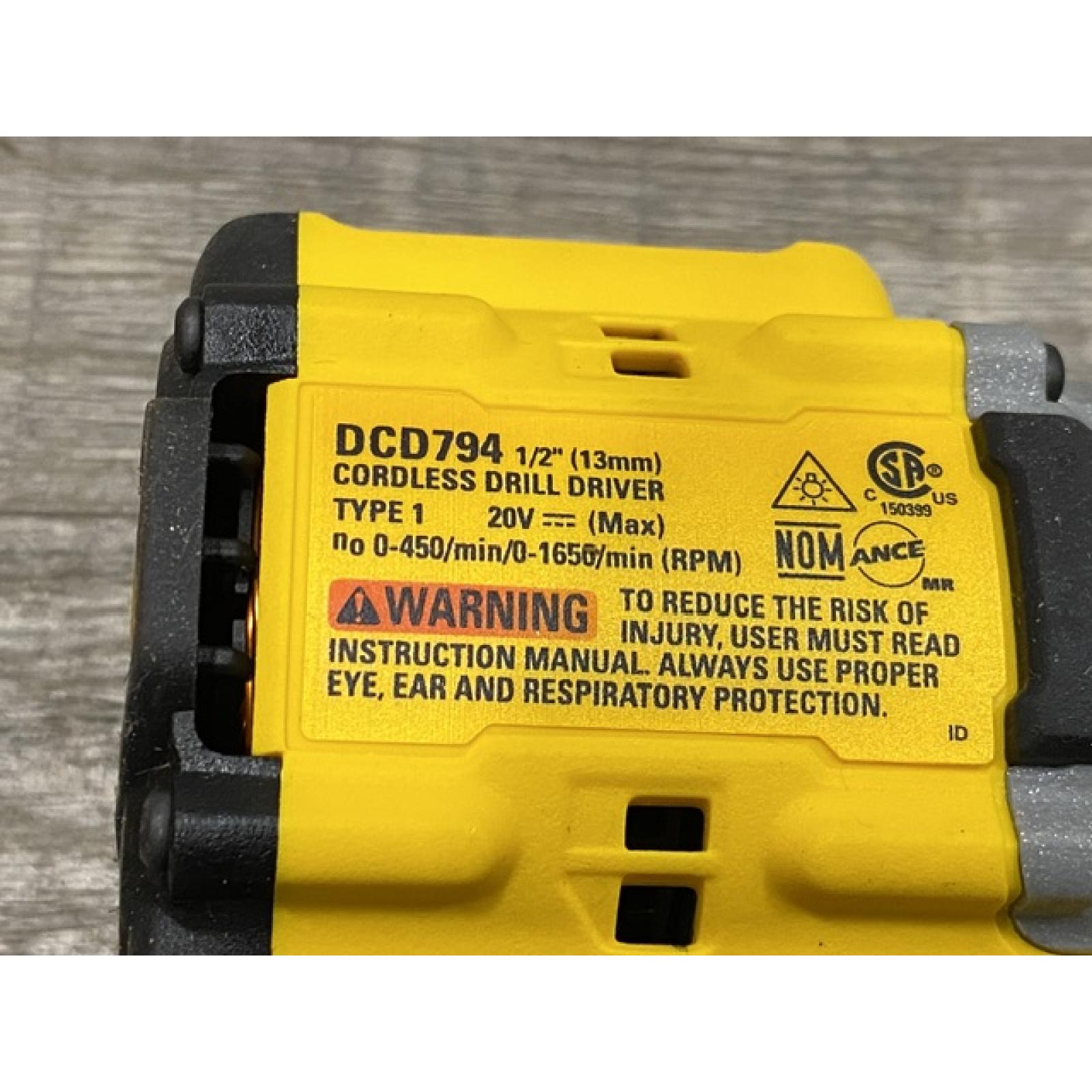 AS-IS DEWALT Atomic 20V Lithium-Ion Cordless Compact 1/2 in. Drill/Driver Kit